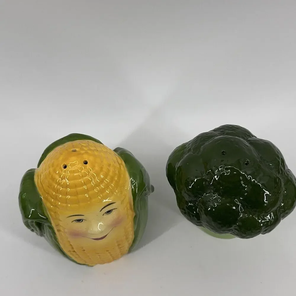 Clay Art Anthropomorphic Corn & Broccoli Salt & Pepper Shakers Ceramic 1992